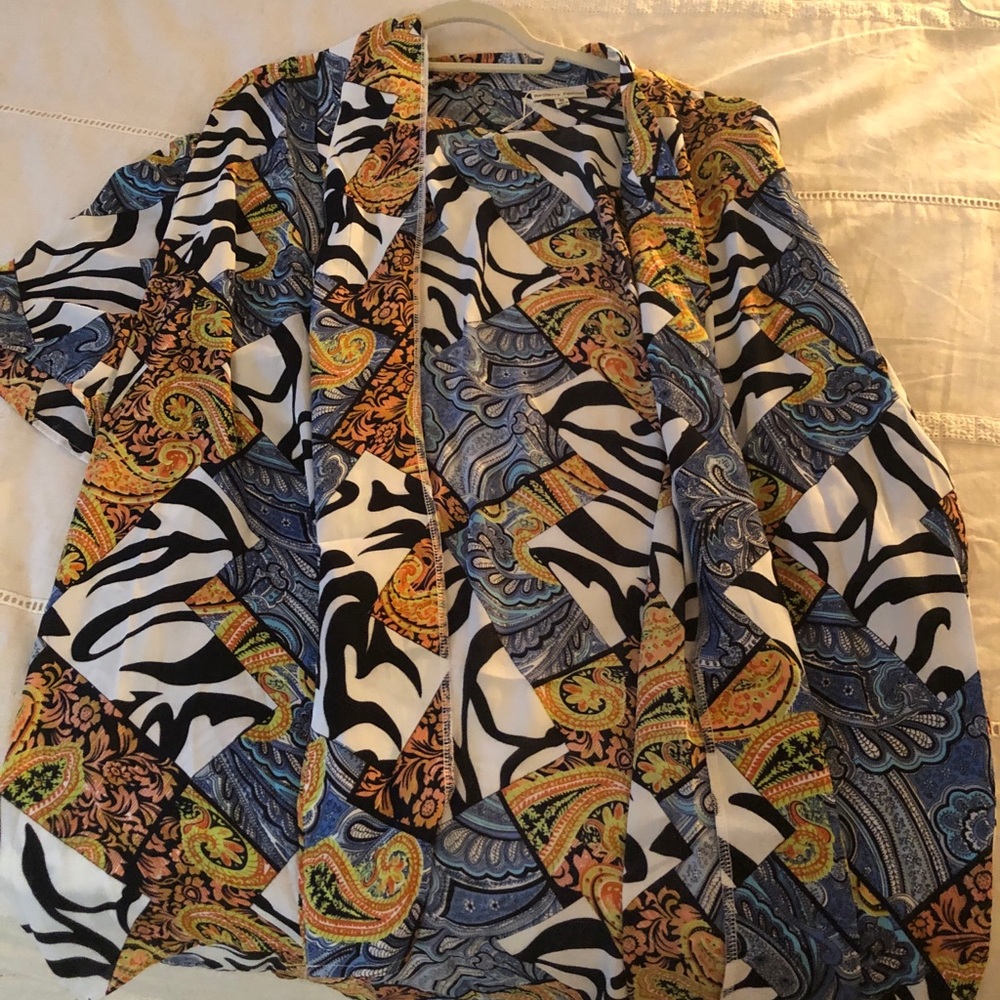 A Long Beach cardigan / a regular silly cardigan